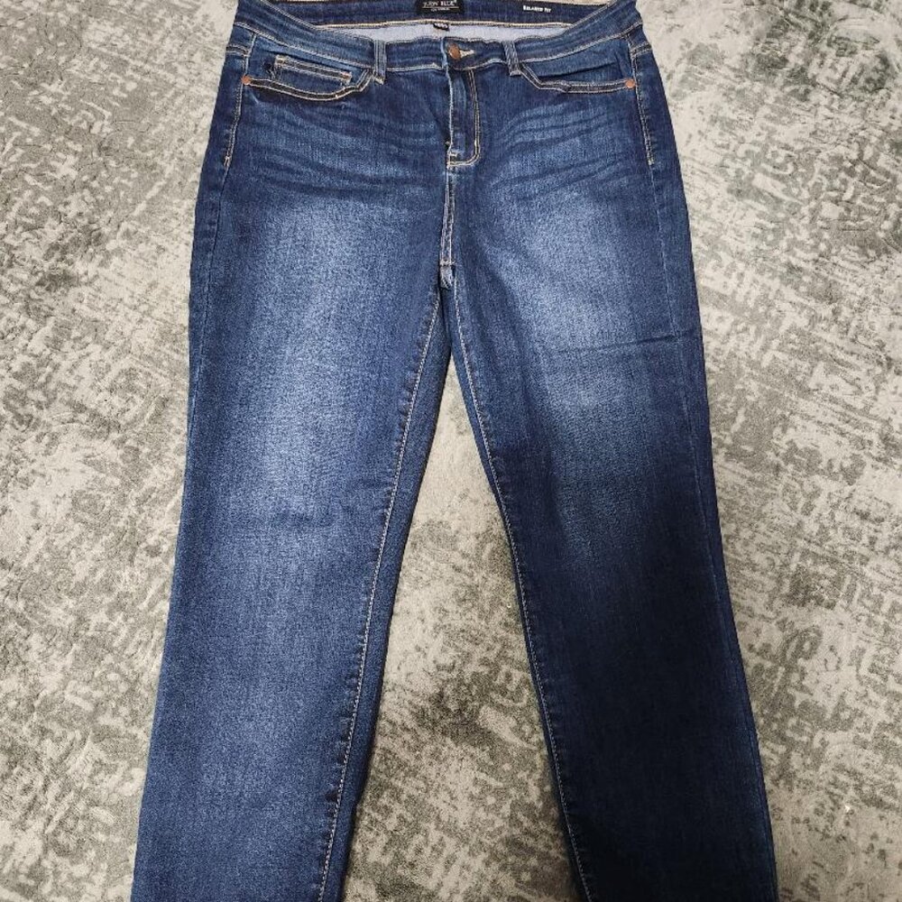 Judy Blue Relaxed Fit Ankle Distressed Denim Jeans Sz 15